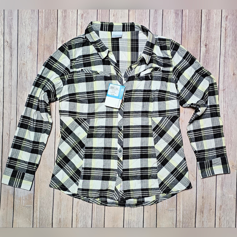 Ladies Columbia Flannel Black/Green/White Size Large
